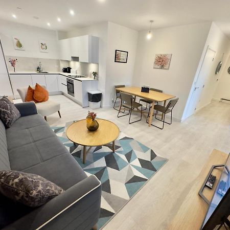 3Bedroom, 2Bathroom, Balcony,Luxury Flat Westfield Londres Extérieur photo