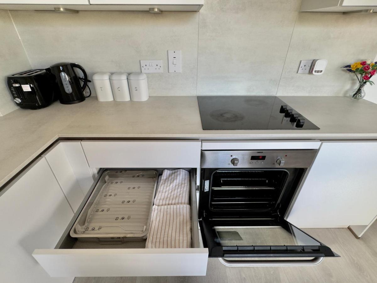 3Bedroom, 2Bathroom, Balcony,Luxury Flat Westfield Londres Extérieur photo