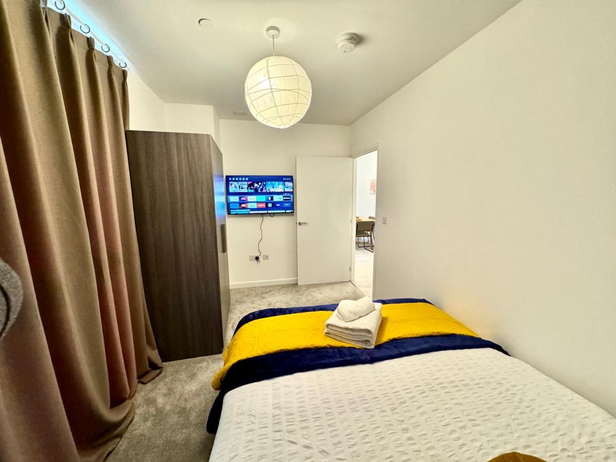 3Bedroom, 2Bathroom, Balcony,Luxury Flat Westfield Londres Extérieur photo