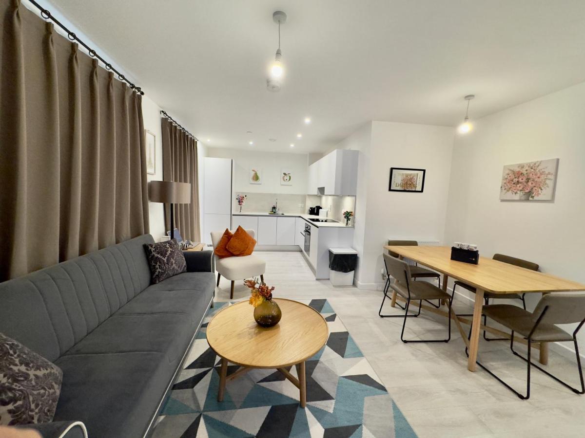 3Bedroom, 2Bathroom, Balcony,Luxury Flat Westfield Londres Extérieur photo