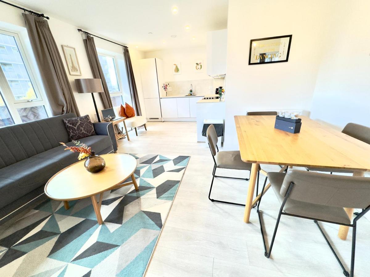 3Bedroom, 2Bathroom, Balcony,Luxury Flat Westfield Londres Extérieur photo