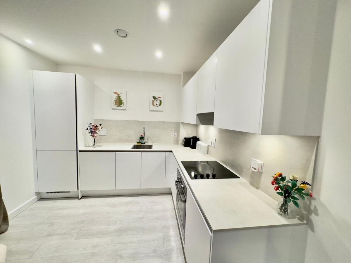 3Bedroom, 2Bathroom, Balcony,Luxury Flat Westfield Londres Extérieur photo