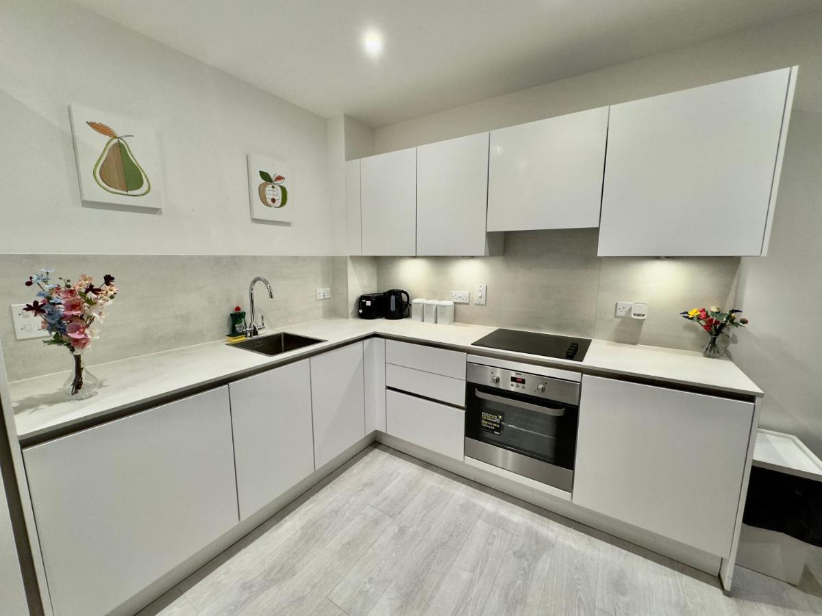 3Bedroom, 2Bathroom, Balcony,Luxury Flat Westfield Londres Extérieur photo