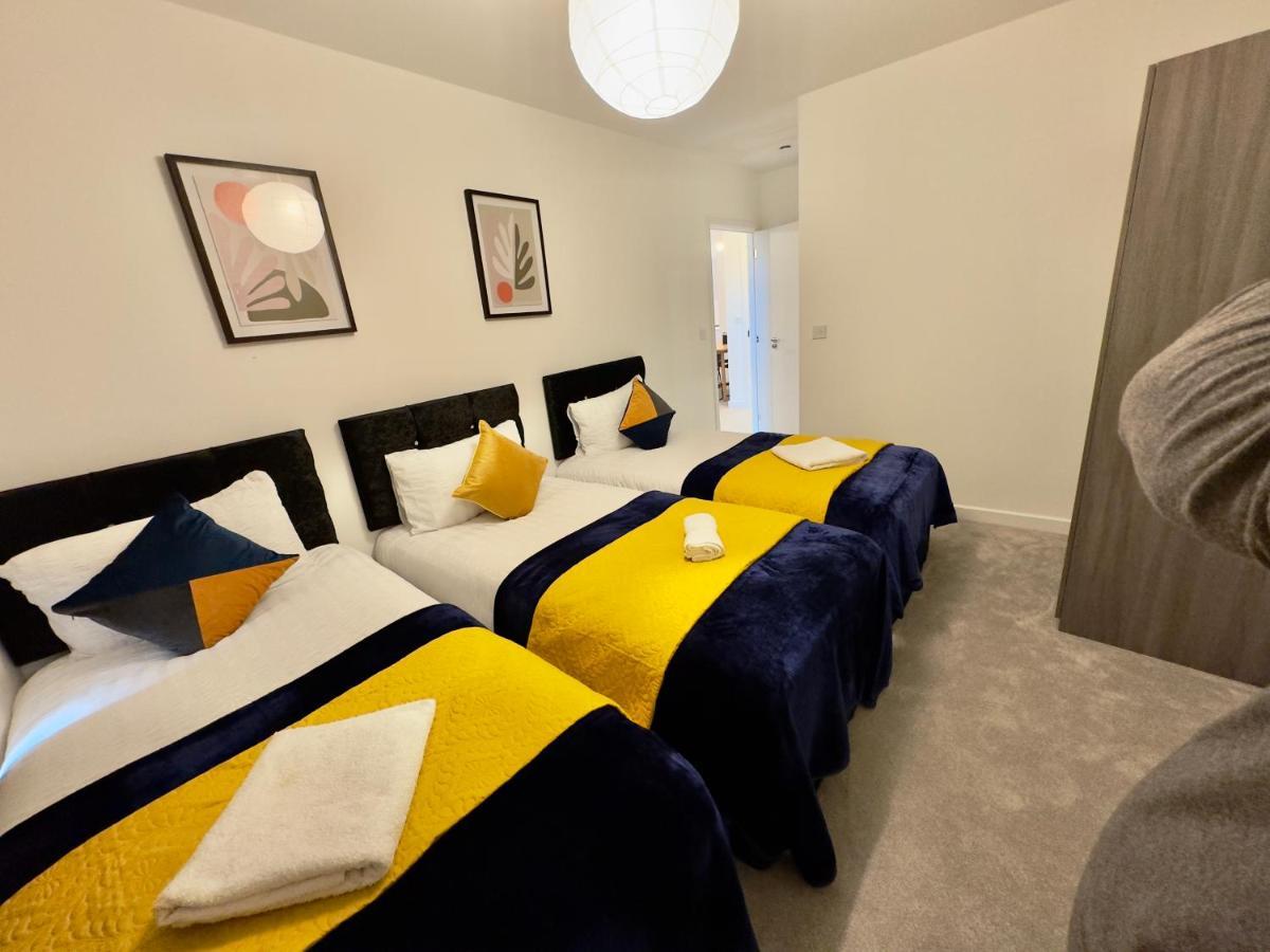 3Bedroom, 2Bathroom, Balcony,Luxury Flat Westfield Londres Extérieur photo