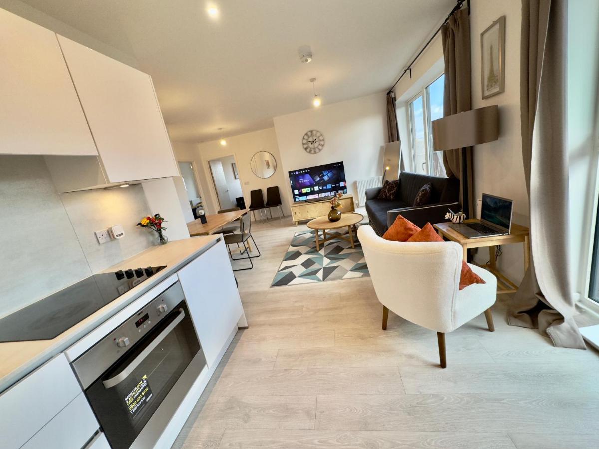 3Bedroom, 2Bathroom, Balcony,Luxury Flat Westfield Londres Extérieur photo
