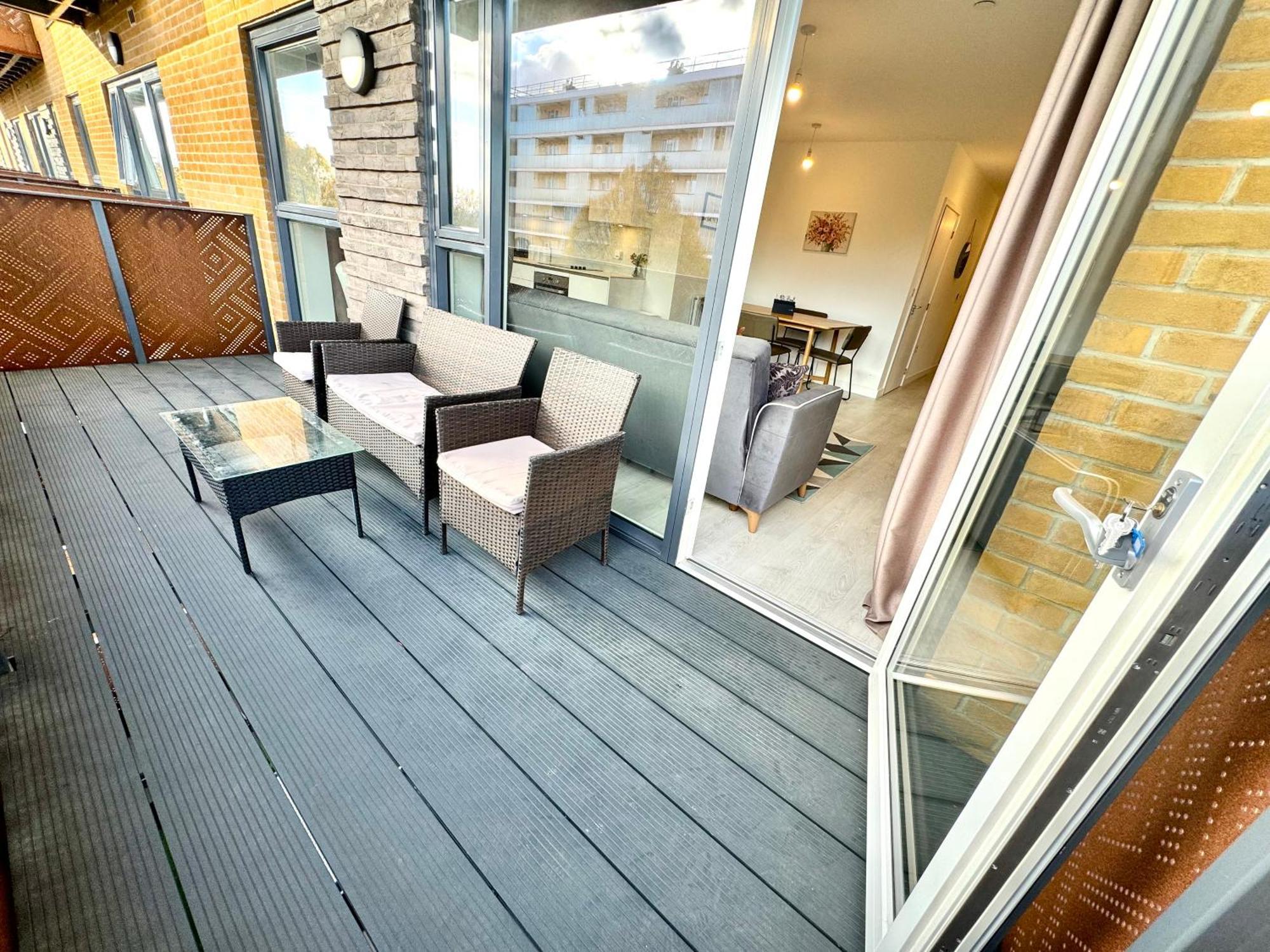 3Bedroom, 2Bathroom, Balcony,Luxury Flat Westfield Londres Extérieur photo